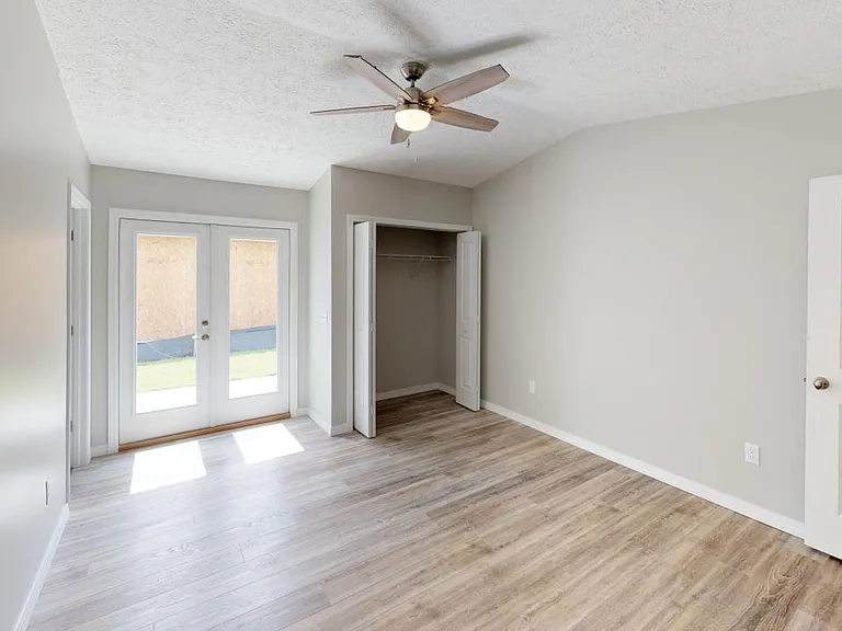 2301 N Anne Ave — Photo 6