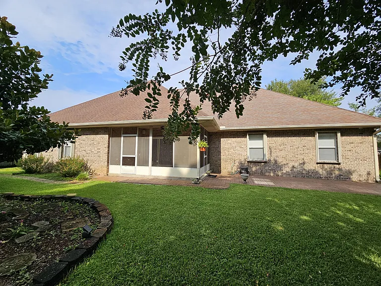 1866 Sunrise Dr — Photo 39