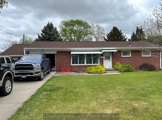 715 S Blaine St, Grand Island, NE 68803
