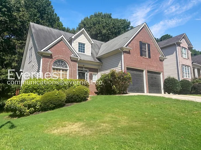 4 bed, 4.0 bath, 2949 sqft, $2,595 — Photo 2