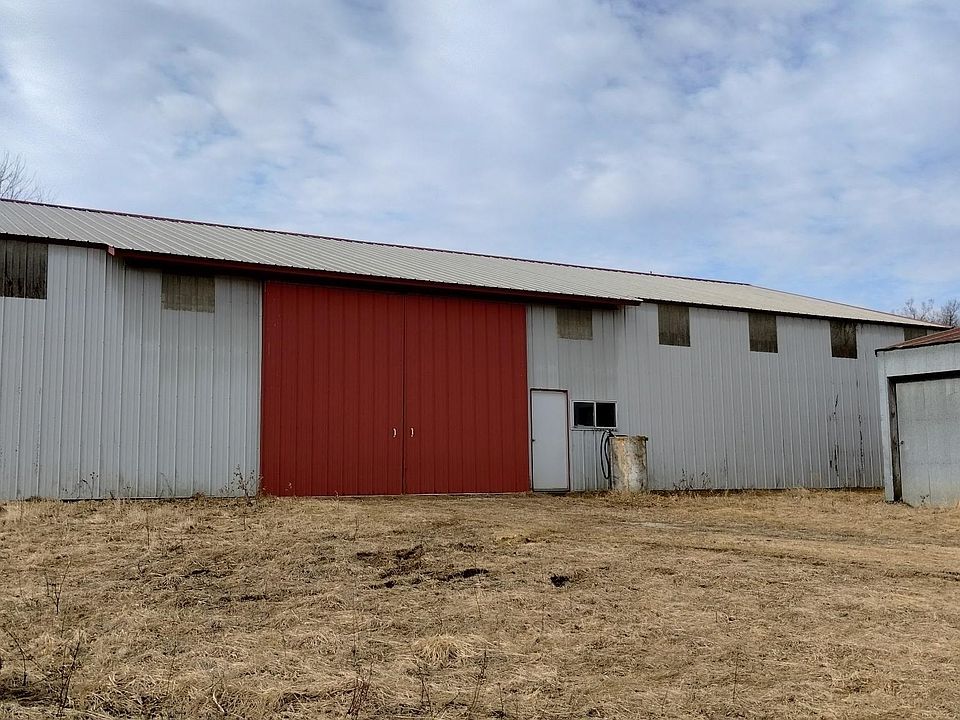 2nd image of 3515 Breezy Hill Rd