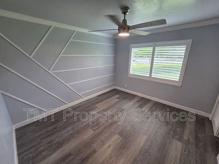 9 W Robinhood Dr — Photo 47