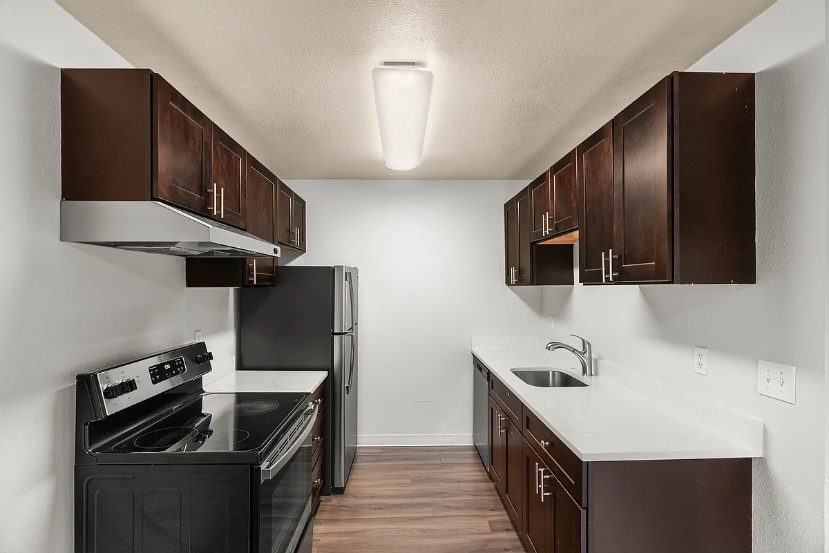 Floor plan 2 Bedroom Deluxe