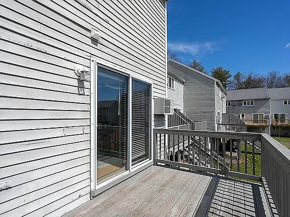 57 Profile Cir — Photo 11