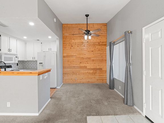 5th image of 11511 Fury Ln Unit 28