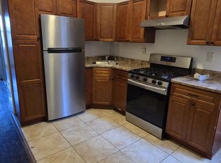 215 64th St APT 3, West New York, NJ 07093