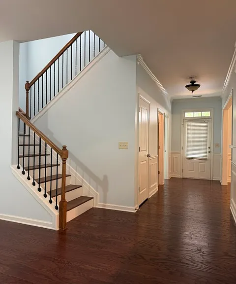 438 Privet Cir — Photo 2