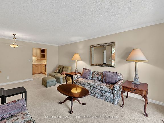 3rd image of 696 King St Unit 36