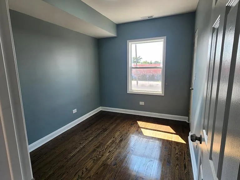 26 E 15th Ave — Photo 8