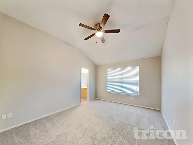 2745 Castro Ln — Photo 9