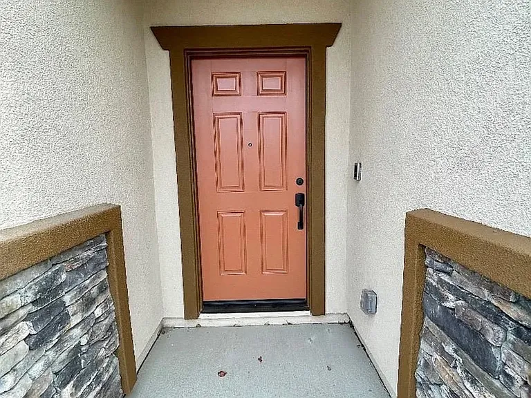 9016 Osterville Dr — Photo 3