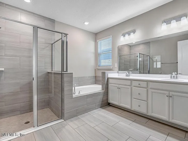 275 Renwick Pkwy — Photo 22