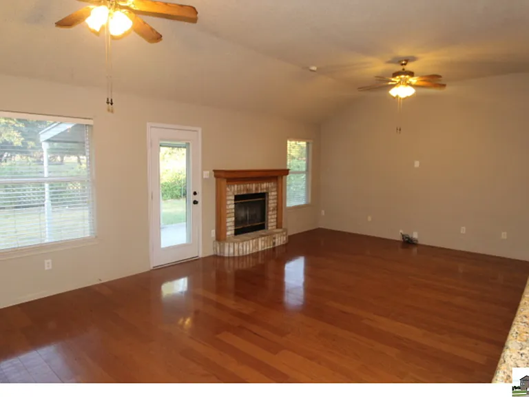 924 Northern Dancer Dr — Photo 18