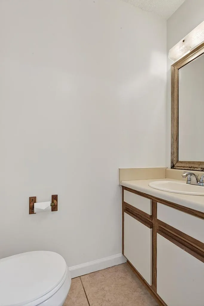 Building Photo - 10 Moultrie Creek Cir #1