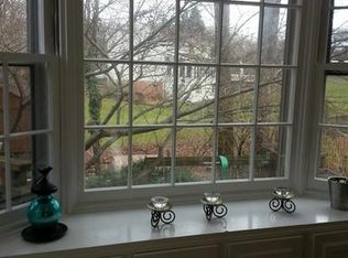 2320 Blue Valley Dr, Silver Spring, MD 20904