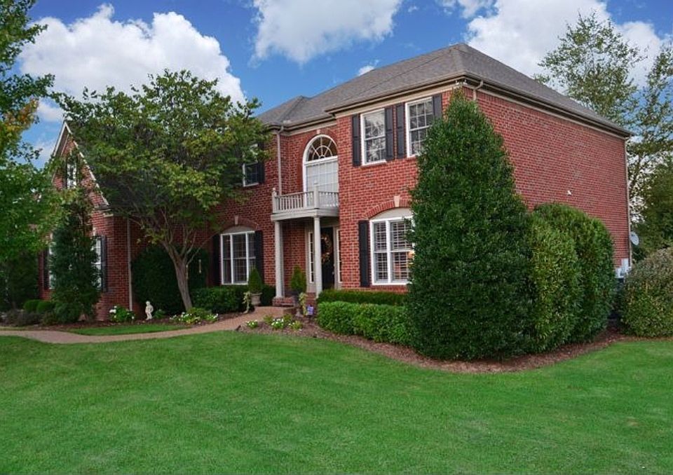 1st image of 838 Walden Dr
