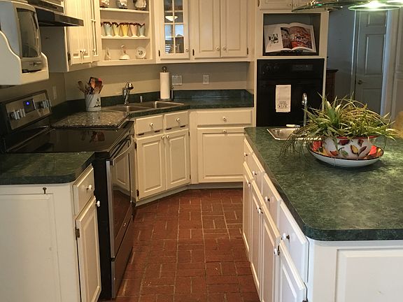 Granite countertops 