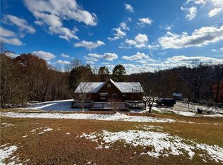 3326 Mount Carmel Ridge Rd, Saint Marys, WV 26170