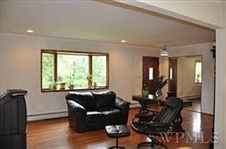 5th image of 358 Alpine Dr