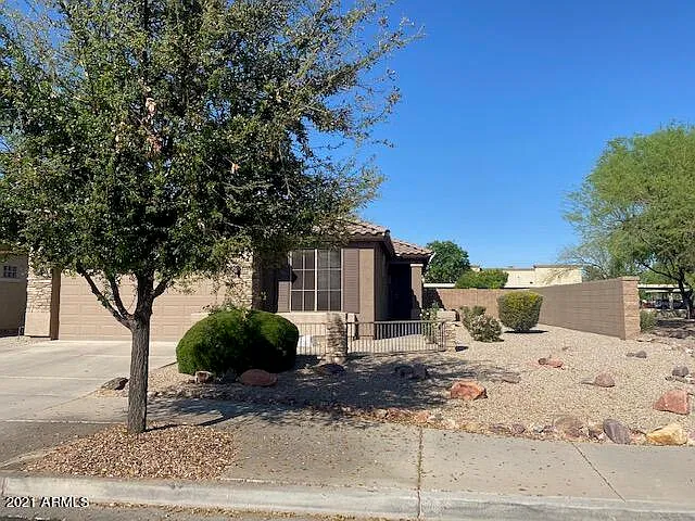 3 bed, 2.0 bath, 1678 sqft, $1,850 — Photo 2