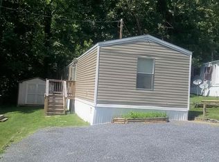 16 Campground Ln, Lexington, VA 24450