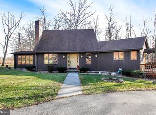 365 Carr Hill Rd, Gettysburg, PA 17325