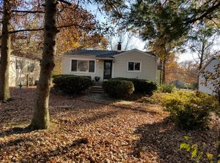 711 E Woodland Dr, East Alton, IL 62024