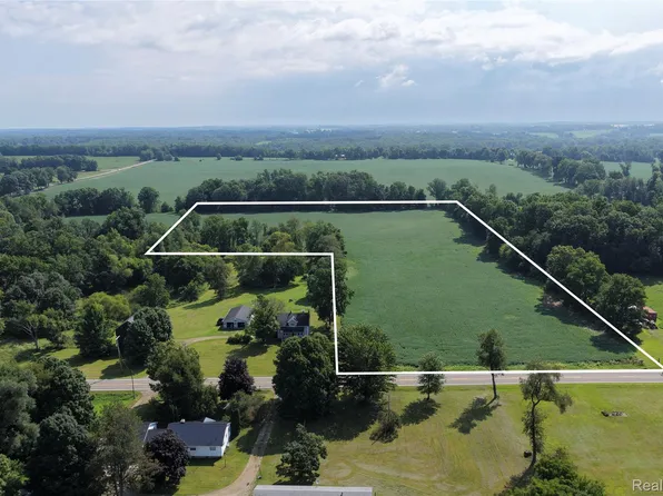 5889 N Allen Rd, Allen, MI 49227