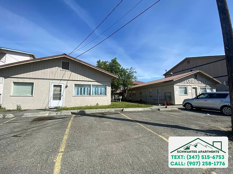 2403 Eureka St — Photo 12