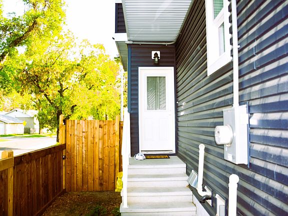 2nd image of 10543 76th Ave NW