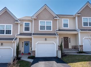 8309 Willow Run Upper, Fogelsville, PA 18051