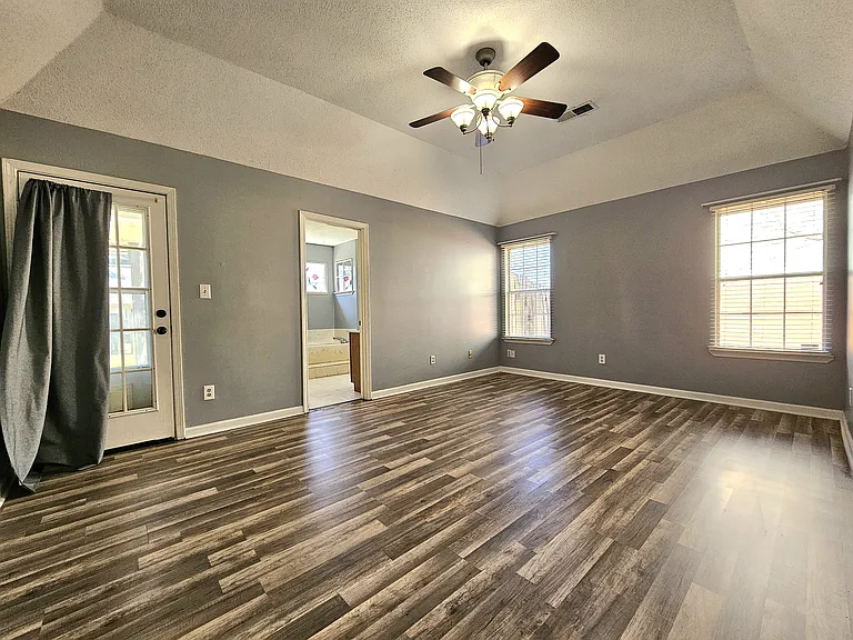 7181 Raleigh Lagrange Rd — Photo 6