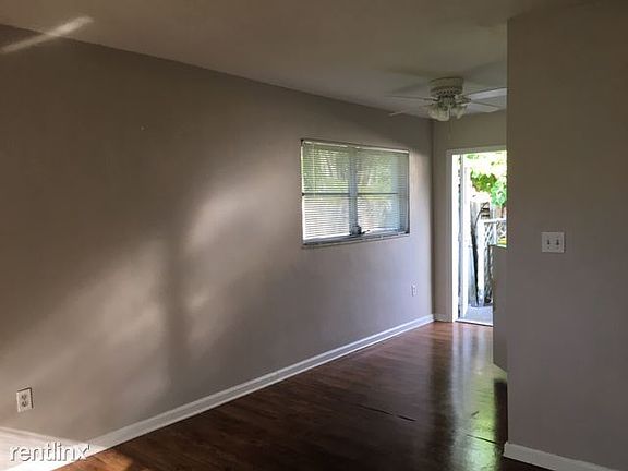 2nd image of 627B 92nd Avenue N 2/1 Duplex #B