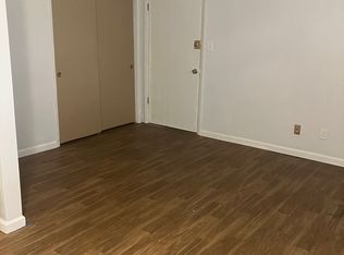 110 N East St #5, Chatham, IL 62629