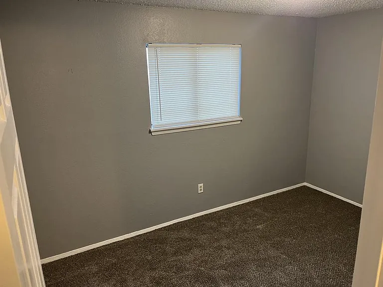 100 L C Martin Dr — Photo 9