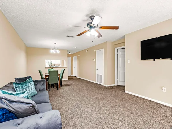 1826 S Brightside View Dr APT M, Baton Rouge, LA 70820