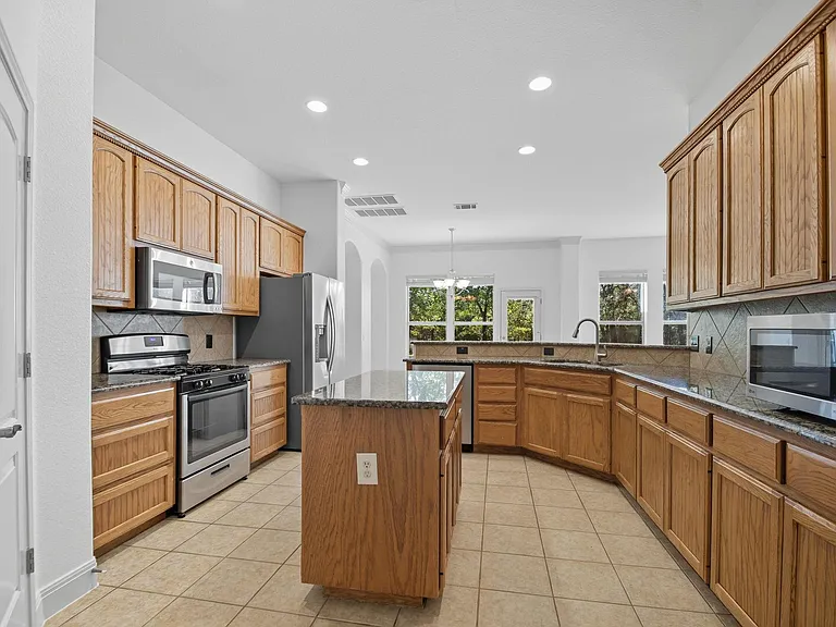 117 Hornsby Trl — Photo 10