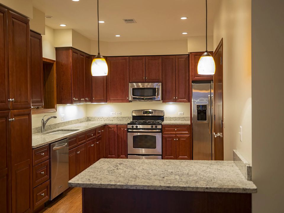 1st image of 685 N Peoria St #2