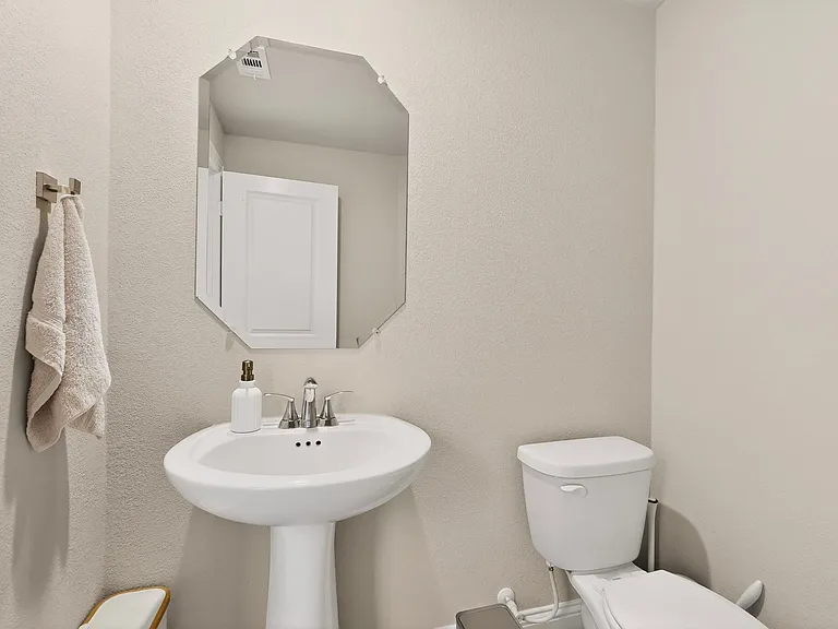 2636 Big Bend Mews — Photo 18