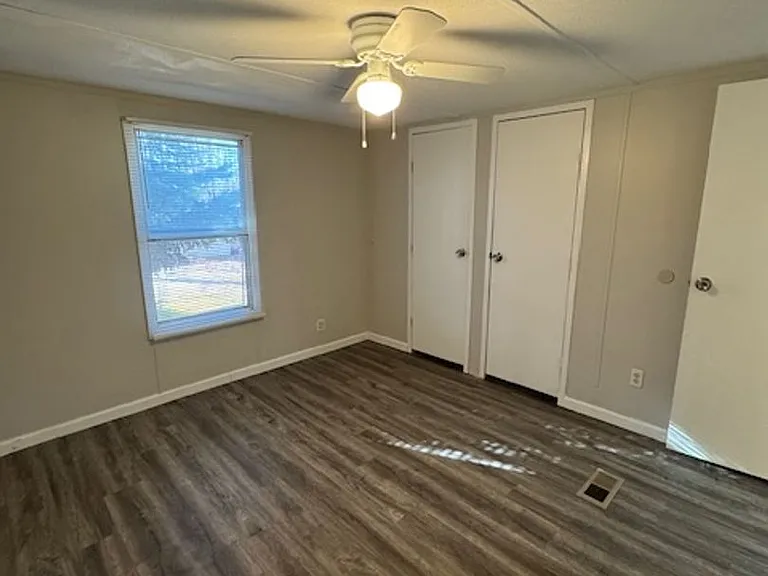 240 Max Ct — Photo 6
