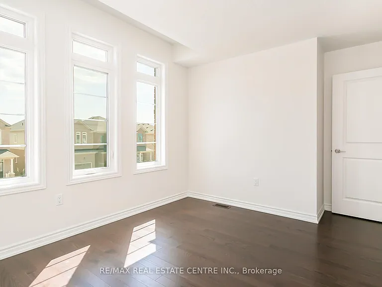 37 Gemini Dr — Photo 31