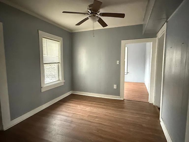 277 E Main St — Photo 10