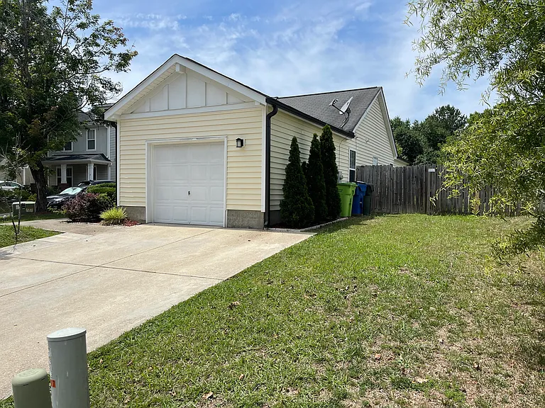 3613 Croydon Mill Way — Photo 2