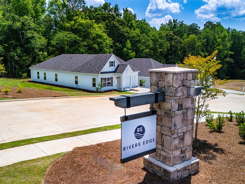 Front Entrance of Rivers Edge Community