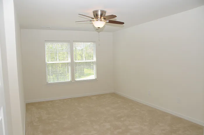 2413 Marions Ln — Photo 11