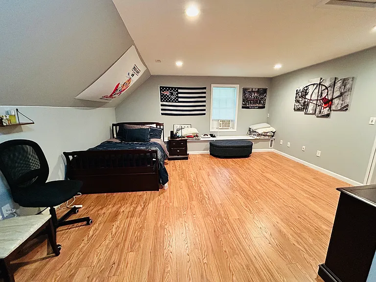 148 Chauncy St #2 — Photo 32