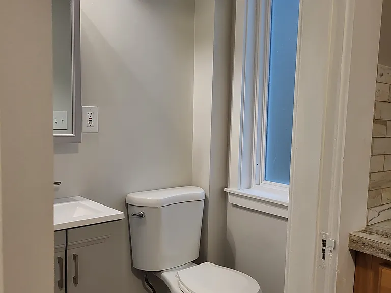 7 Everett St #2 — Photo 12