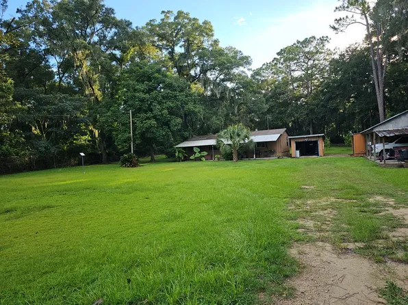 10990 NE 107th Ter, Archer, FL 32618