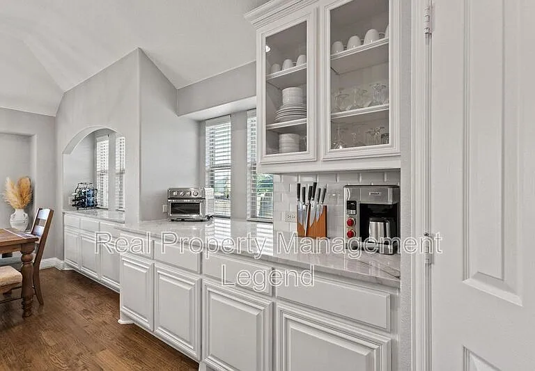 1451 Cedar Hollow Dr — Photo 22