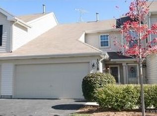 1028 Horizon Rdg, Lake In The Hills, IL 60156